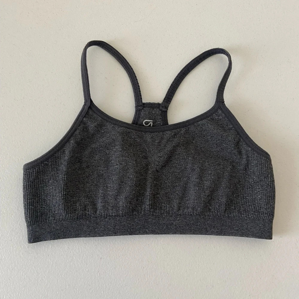 GAP fit women’s‎ gray ribbed sports bra — medium